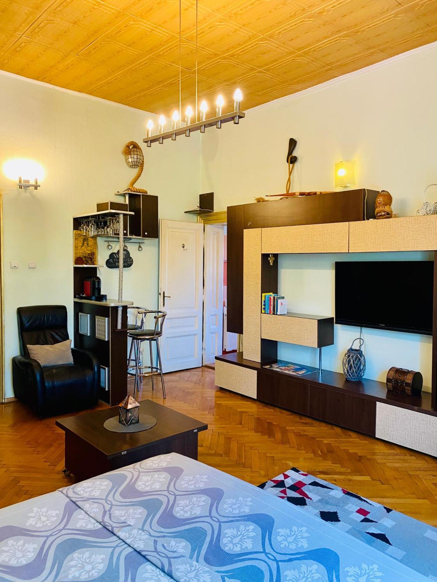 Central 2 Bedrooms Apartment Braşov Exterior foto